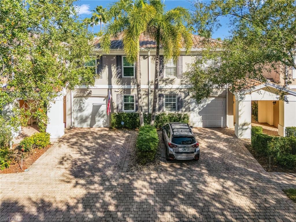 5733 Cove Cir, Naples, FL 34119 photo