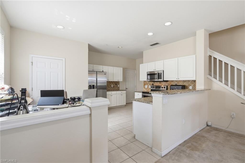 1148 Oxford Ln, Naples, FL 34105 photo