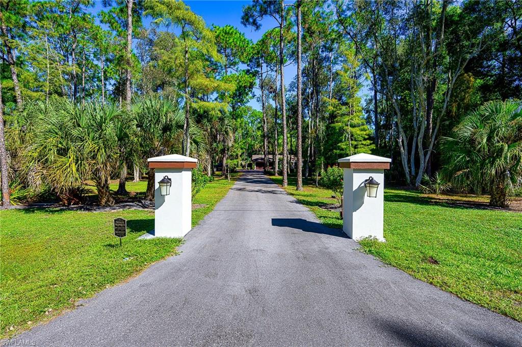 5675 Golden Oaks Ln, Naples, FL 34119 photo