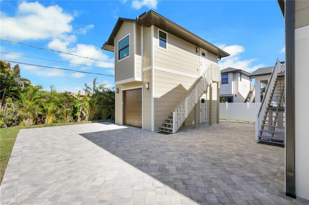 3085 Connecticut Ave, Naples, FL 34112 photo