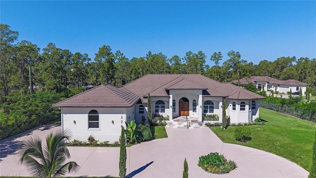 379 25 St, Naples, FL 34120 photo
