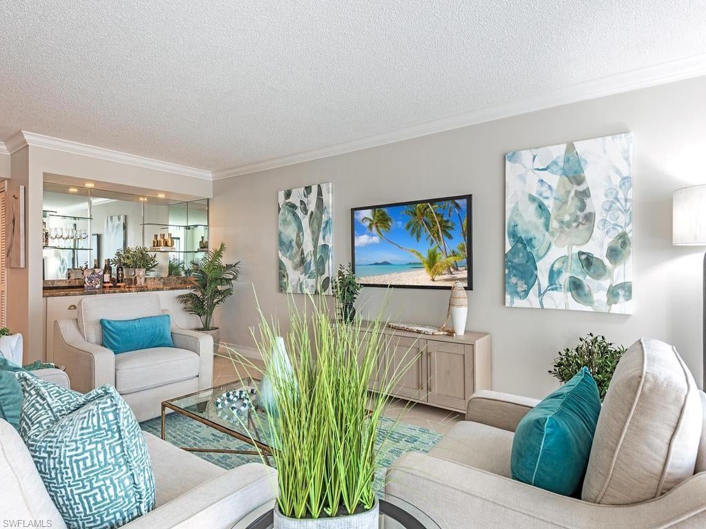 4401 Gulf Shore Blvd #604, Naples, FL 34103 photo