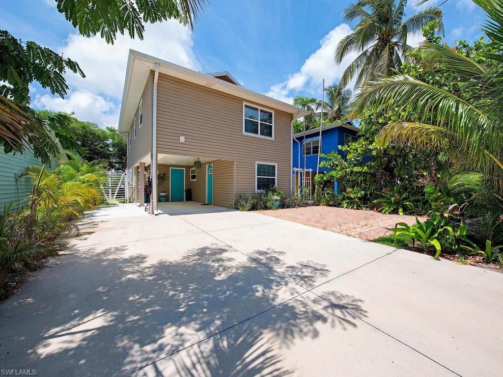 1881 Danford St, Naples, FL 34112 photo