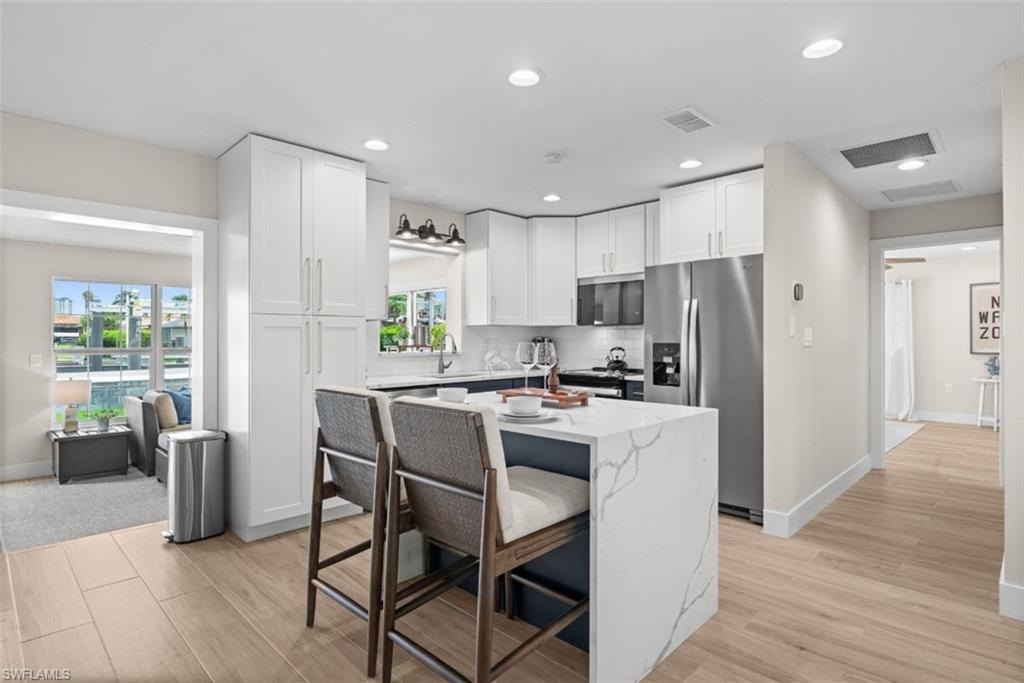 373 Egret Ave, Naples, FL 34108 photo
