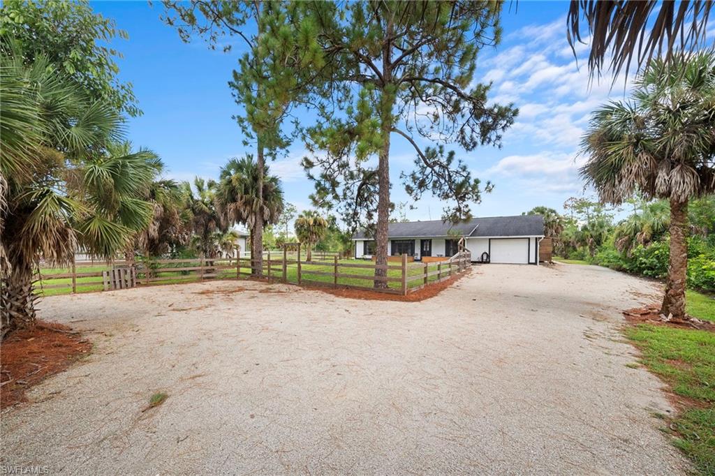 3691 4 Ave, Naples, FL 34120 photo