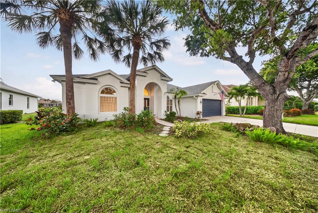 2628 White Cedar Ln, Naples, FL 34109 photo