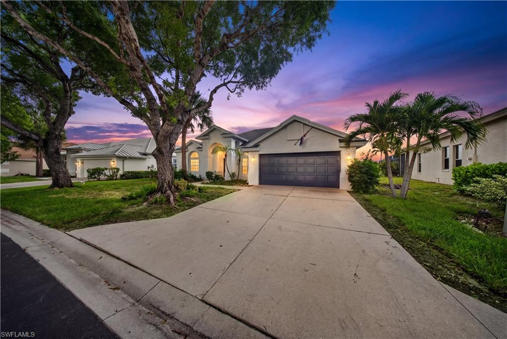 2628 White Cedar Ln, Naples, FL 34109 photo
