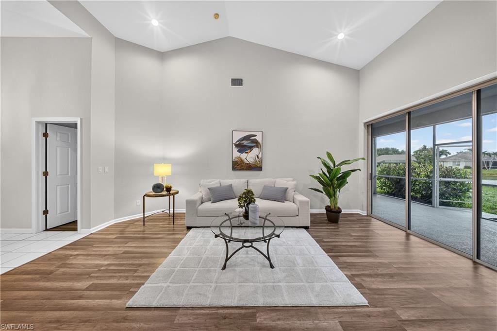 2628 White Cedar Ln, Naples, FL 34109 photo