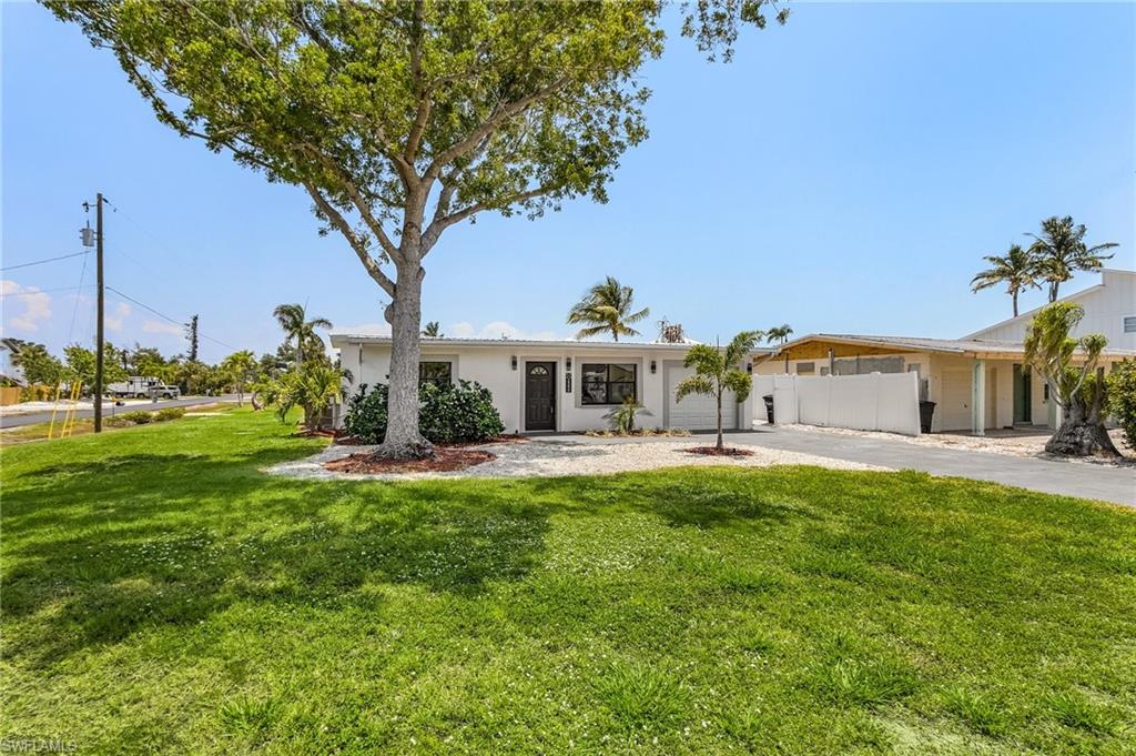 2390 Oleander St, Saint James City, FL 33956 photo