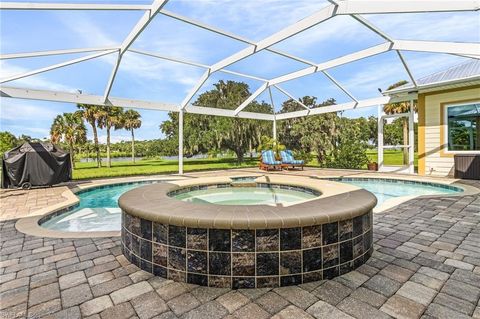 Single Family Residence in ALVA FL 21090 Captain Nelson CT 30.jpg