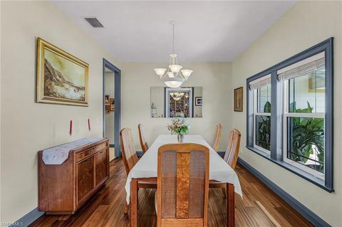 Single Family Residence in ALVA FL 21090 Captain Nelson CT 5.jpg