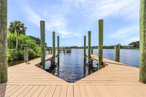 Single Family Residence in ALVA FL 21090 Captain Nelson CT 38.jpg