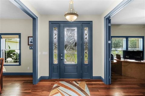 Single Family Residence in ALVA FL 21090 Captain Nelson CT 3.jpg