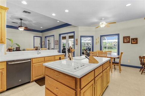 Single Family Residence in ALVA FL 21090 Captain Nelson CT 21.jpg