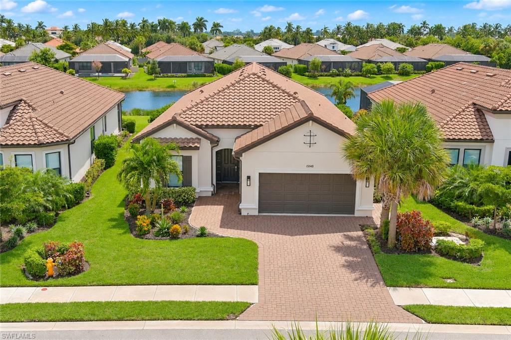 15140 Pescara St, Naples, FL 34114