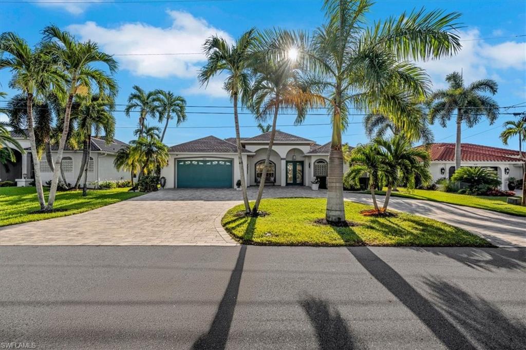 5221 9 Pl, Cape Coral, FL 33914