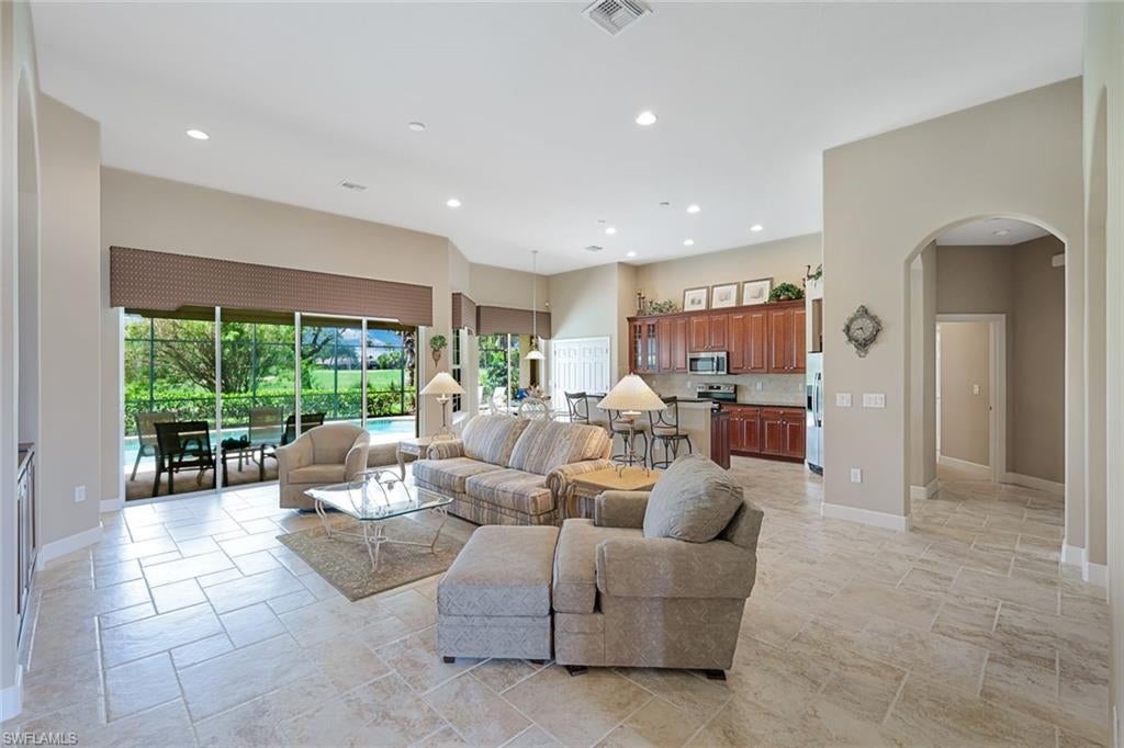 12118 Wicklow Ln, Naples, FL 34120 photo