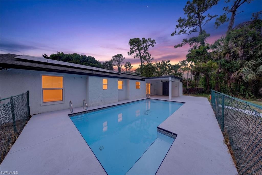 280 1 St, Naples, FL 34120 photo