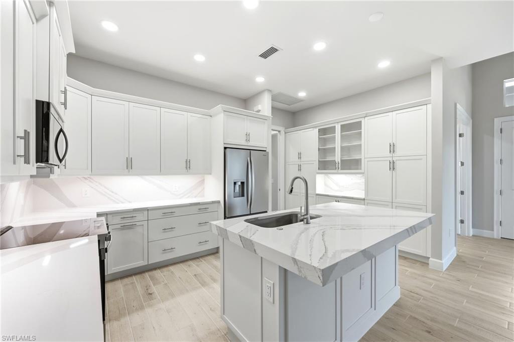 8937 Calypso Ct, Naples, FL 34112 photo