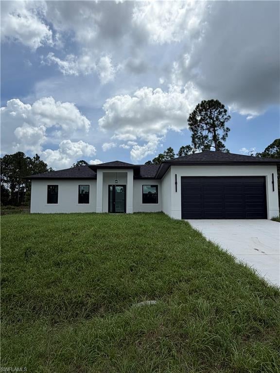 1052 Grove St, Lehigh Acres, FL 33974