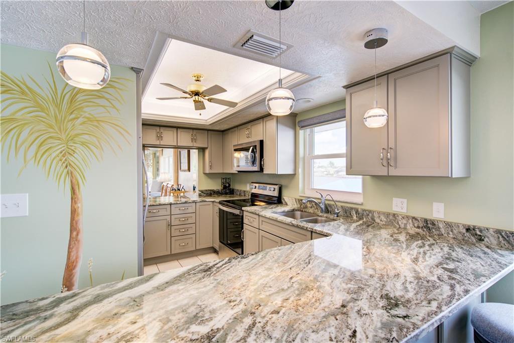 4104 SE 18 Ave #2 D, Cape Coral, FL 33904 photo