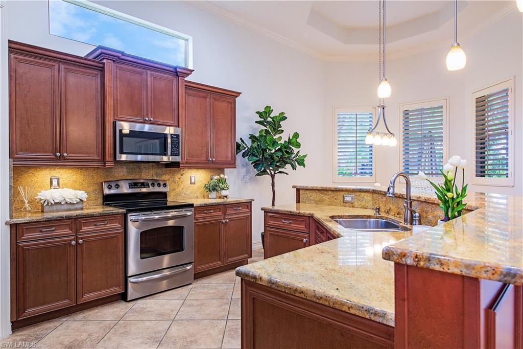 7643 Cottesmore Dr, Naples, FL 34113 photo