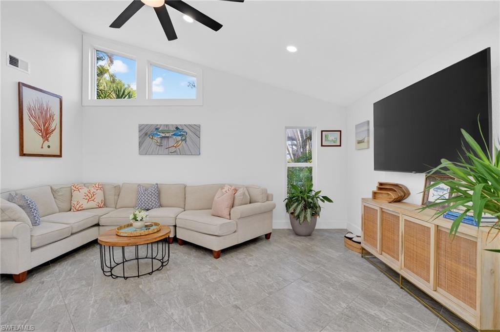 4225 SW 2 Ave, Cape Coral, FL 33914 photo