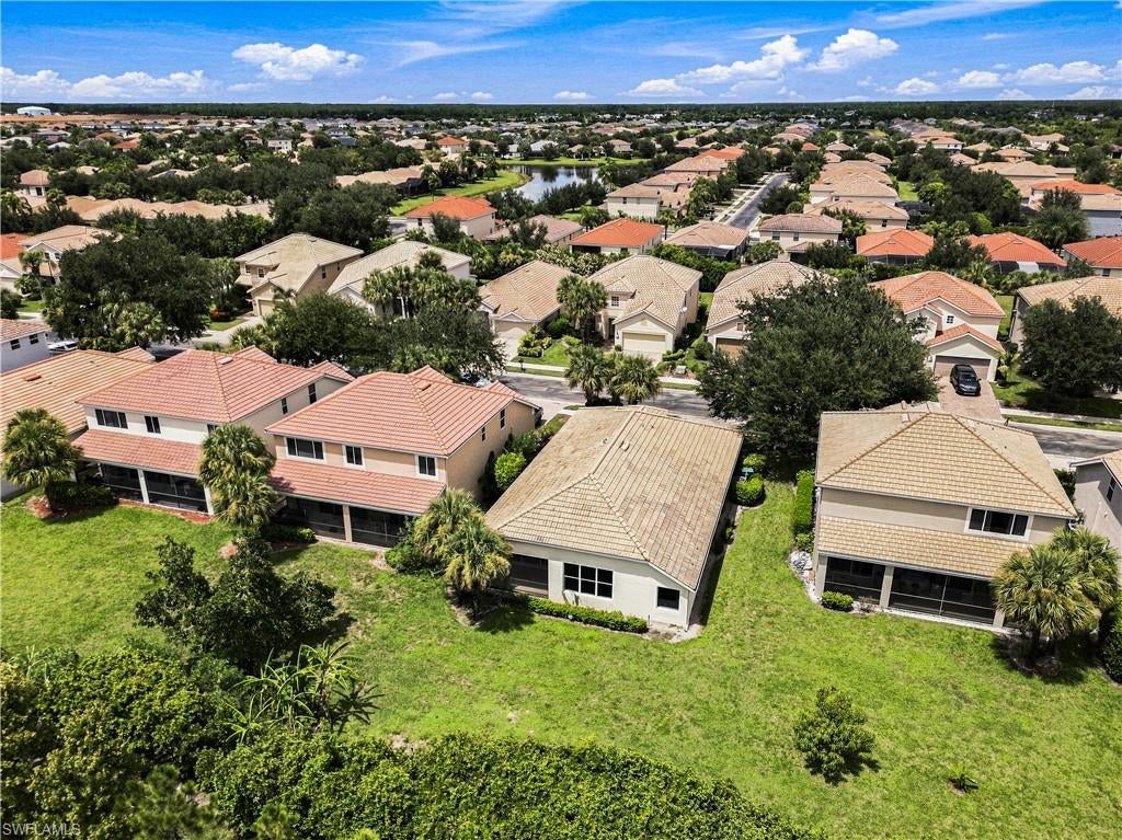 2022 Fairmont Ln, Naples, FL 34120 photo