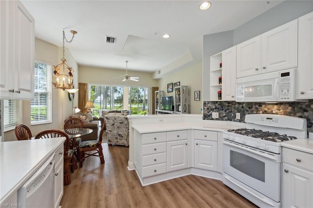 3053 Aviamar Cir #101, Naples, FL 34114 photo