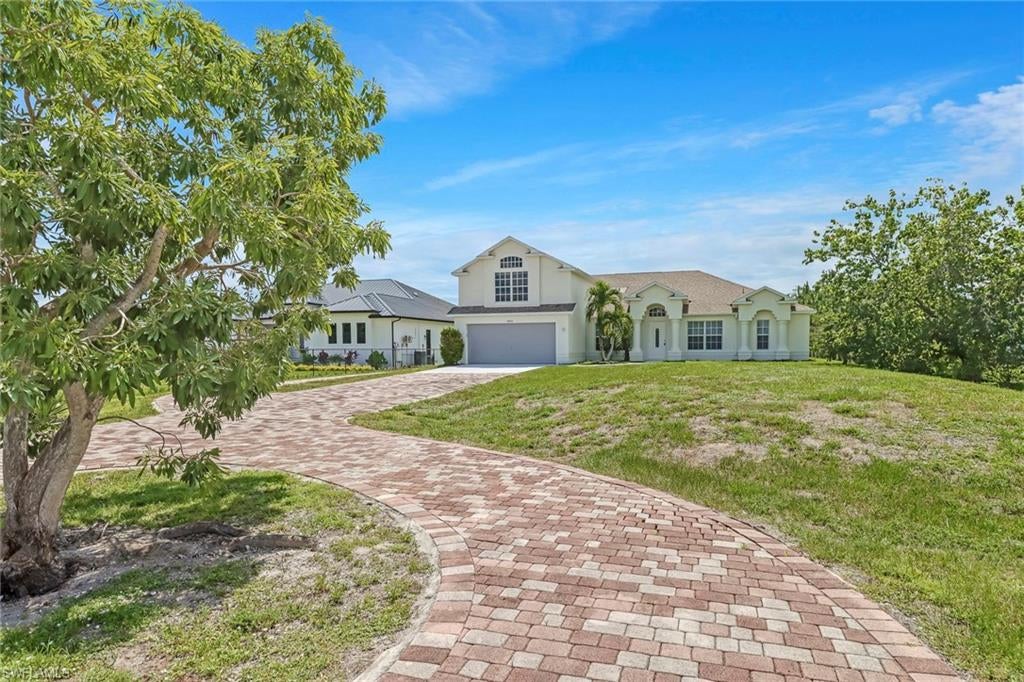 4490 10 St, Naples, FL 34120 photo