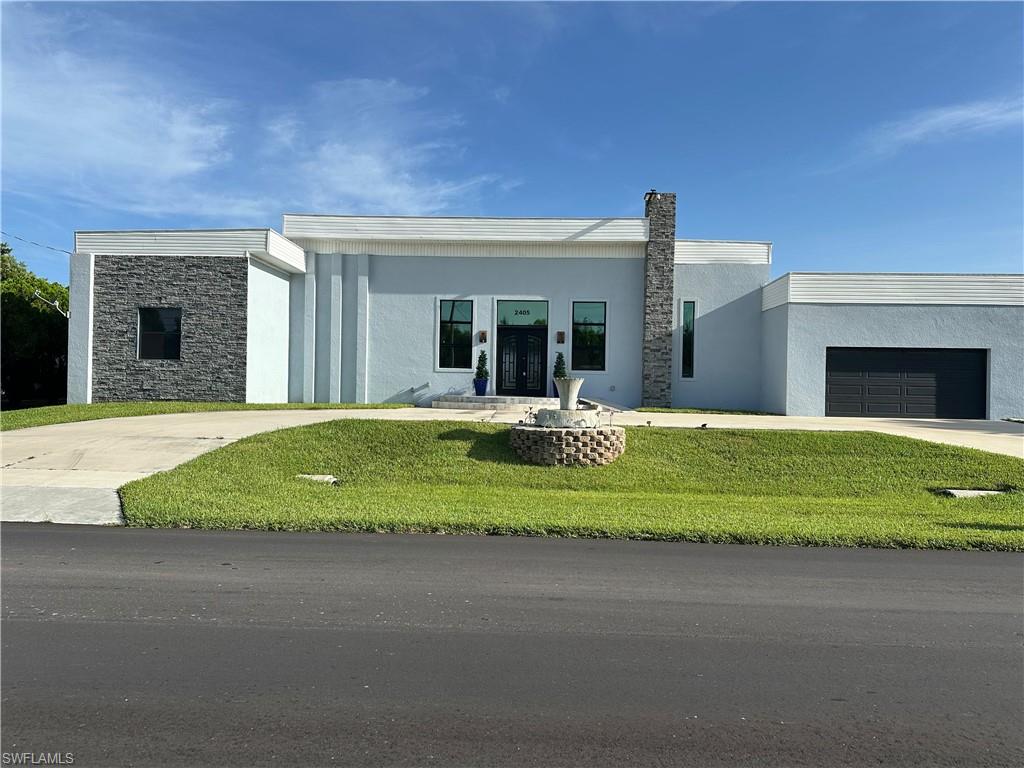 2405 32 St, Cape Coral, FL 33914