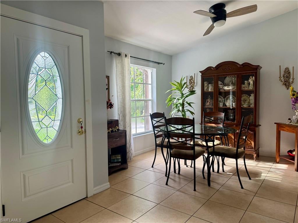 461 1 St, Naples, FL 34120 photo