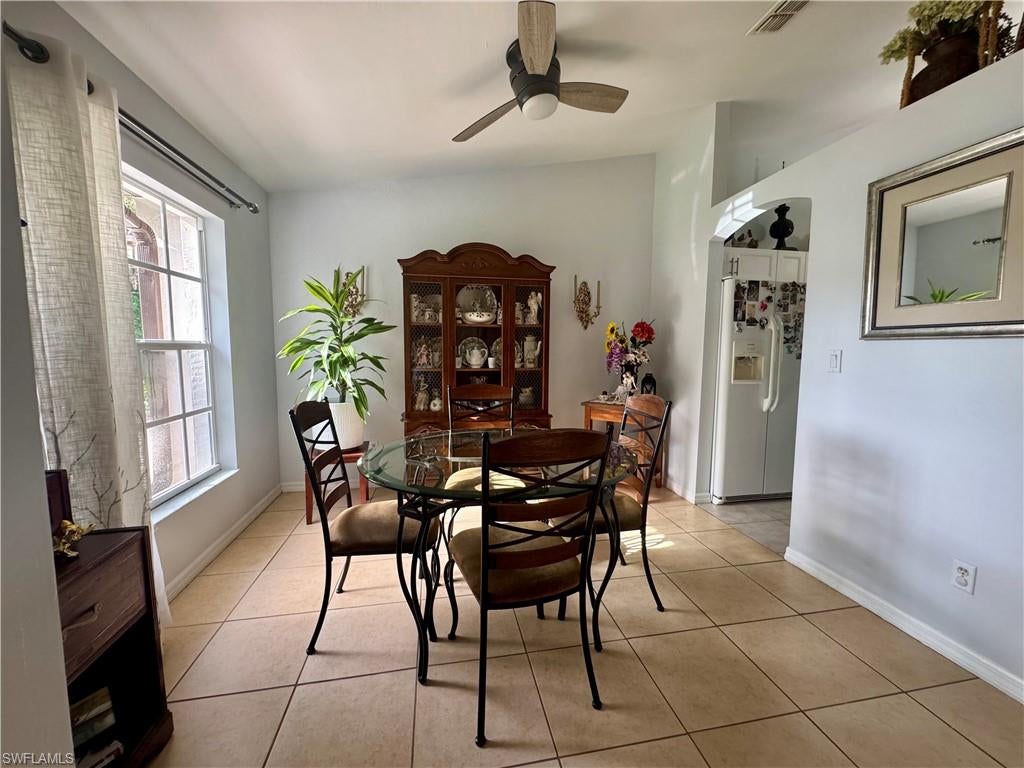 461 1 St, Naples, FL 34120 photo
