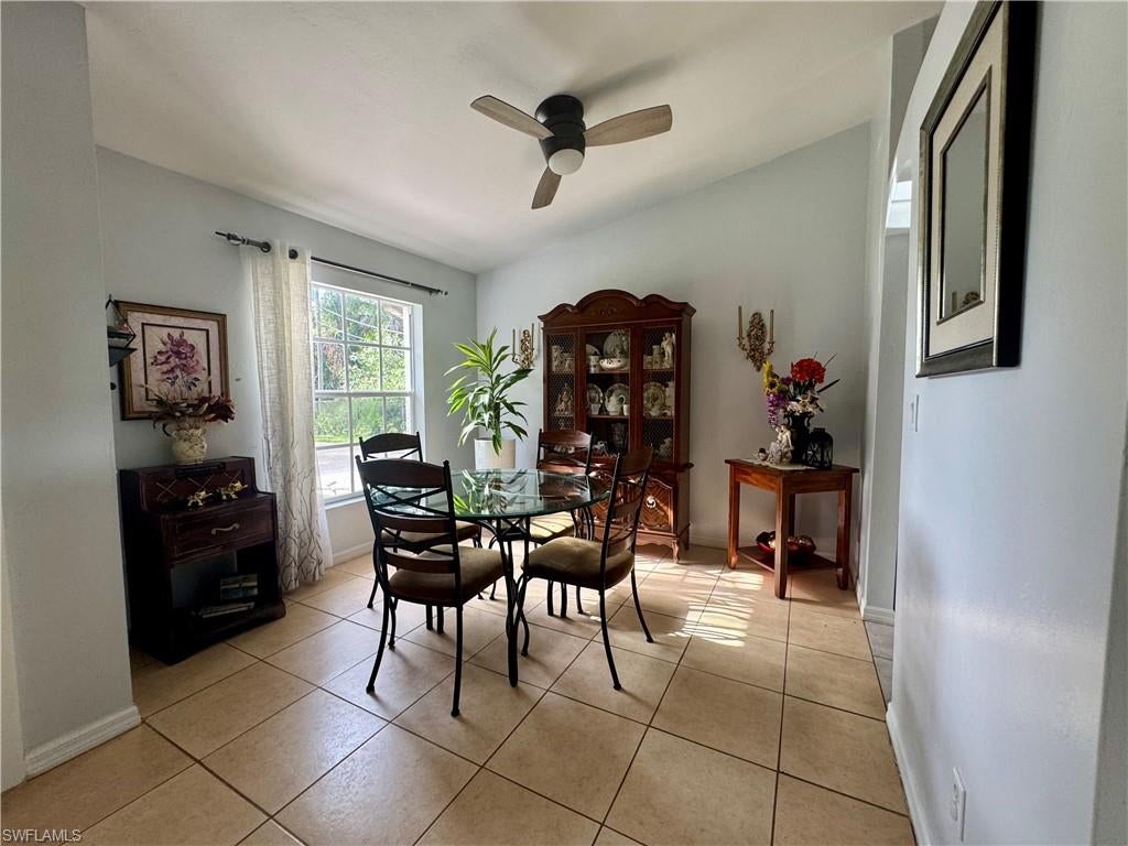 461 1 St, Naples, FL 34120 photo