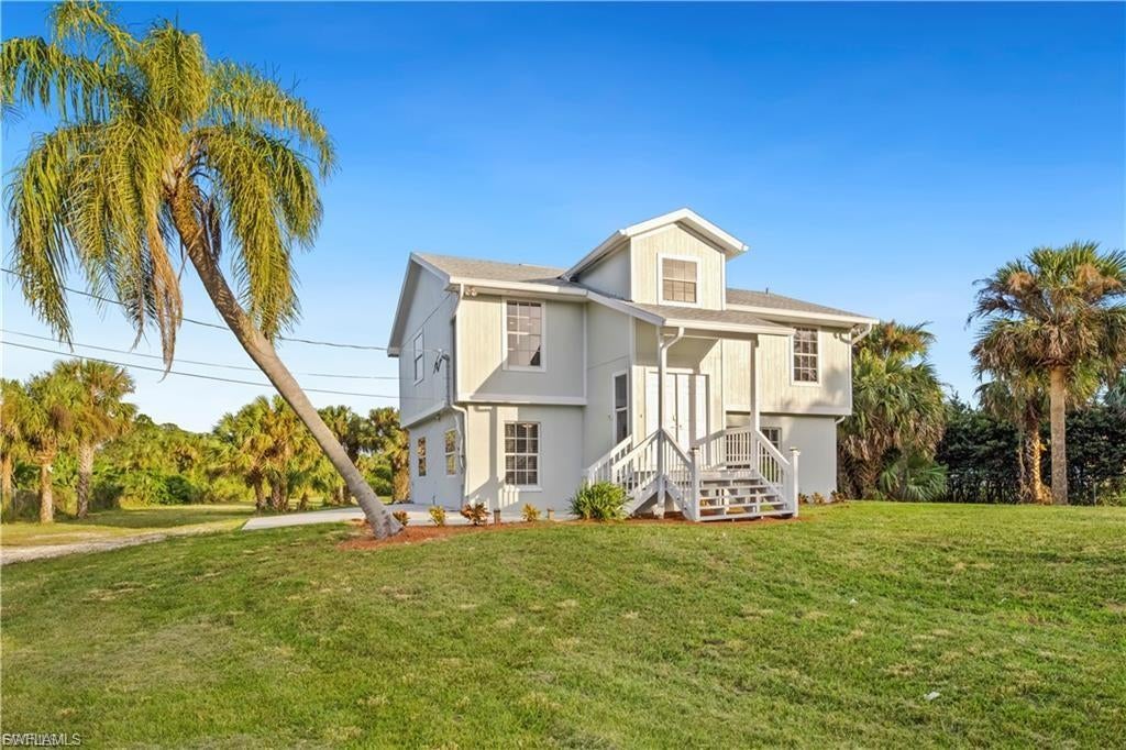 260 13 St, Naples, FL 34117 photo