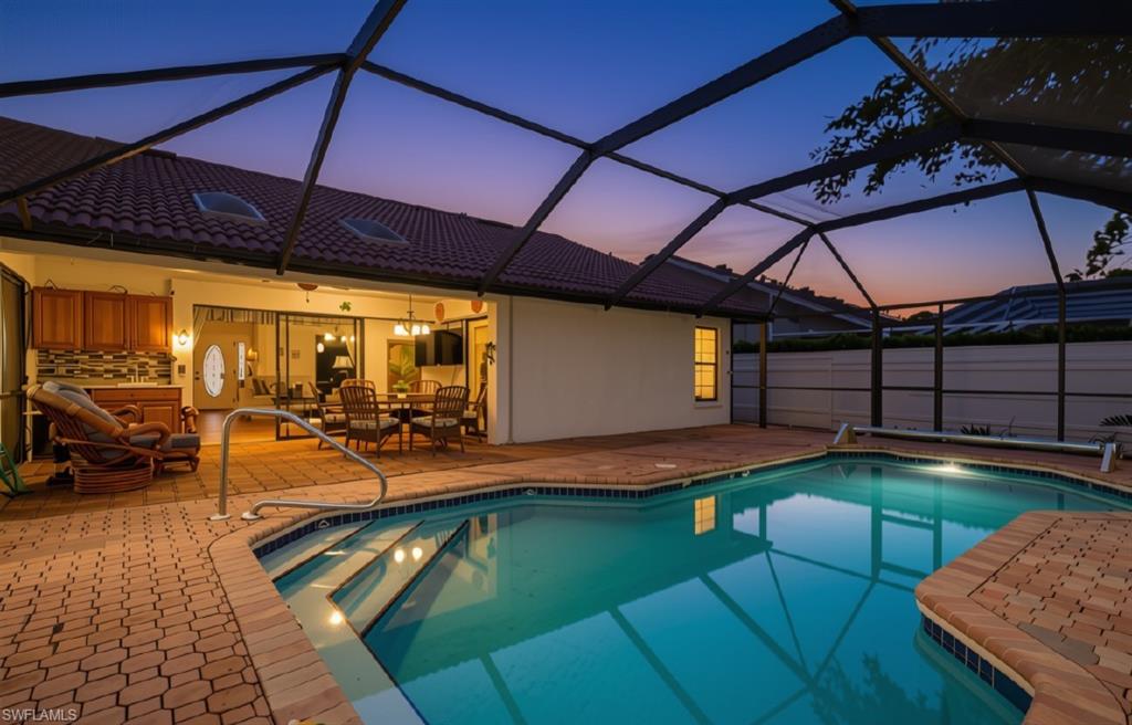 237 Fox Den Cir, Naples, FL 34104