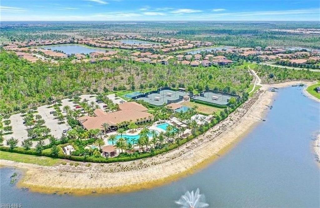 3910 Glacier Ct, Naples, FL 34119 photo
