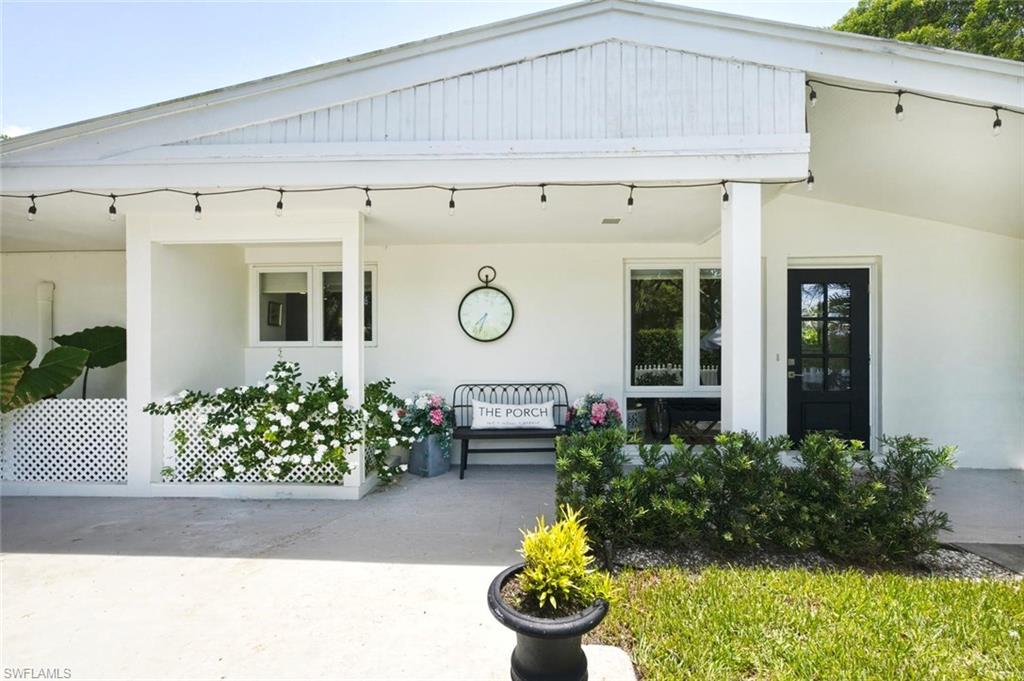 1216 10 St, Naples, FL 34102 photo