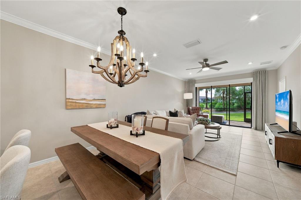 9402 Pocida Ct, Naples, FL 34119