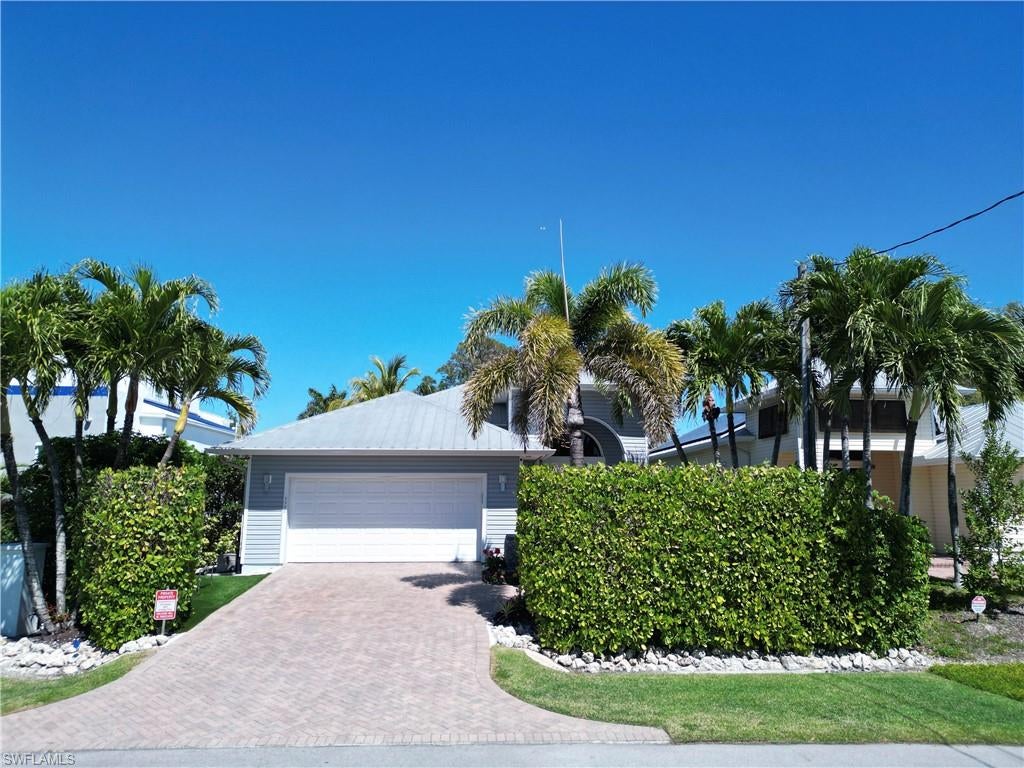 3005 Coco Ave, Naples, FL 34112 photo