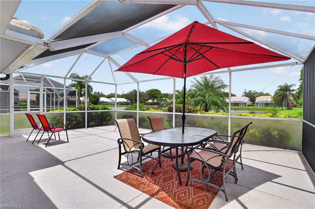 2166 Stacil Cir, Naples, FL 34109