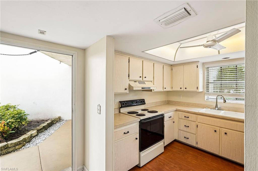 315 Saint Andrews Blvd #D 5, Naples, FL 34113 photo