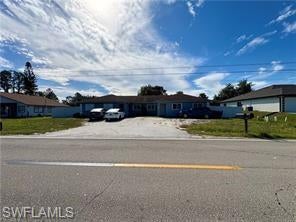 1522 12 St, Lehigh Acres, FL 33972