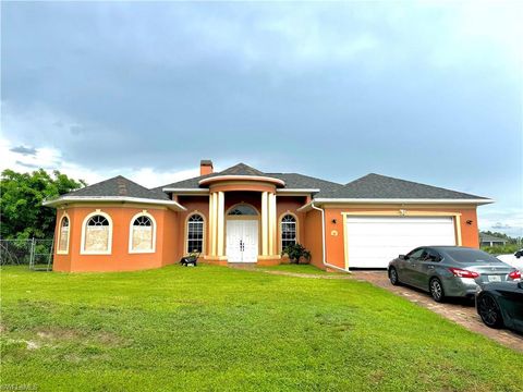 Single Family Residence in LEHIGH ACRES FL 920 HIGHLAND AVE.jpg