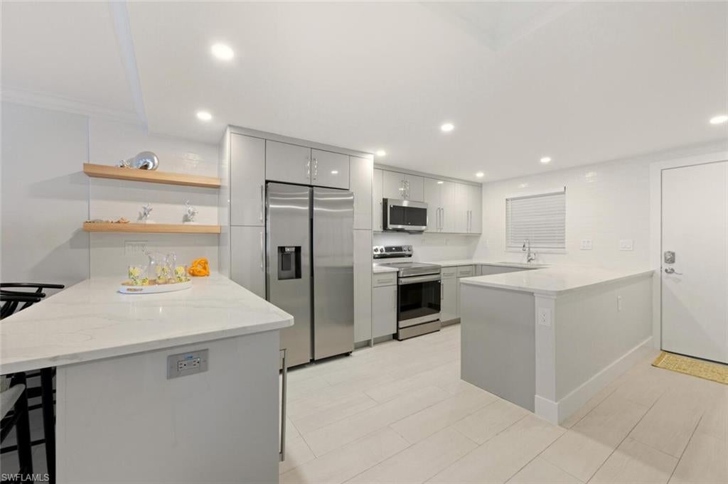 900 8 Ave #103, Naples, FL 34102 photo