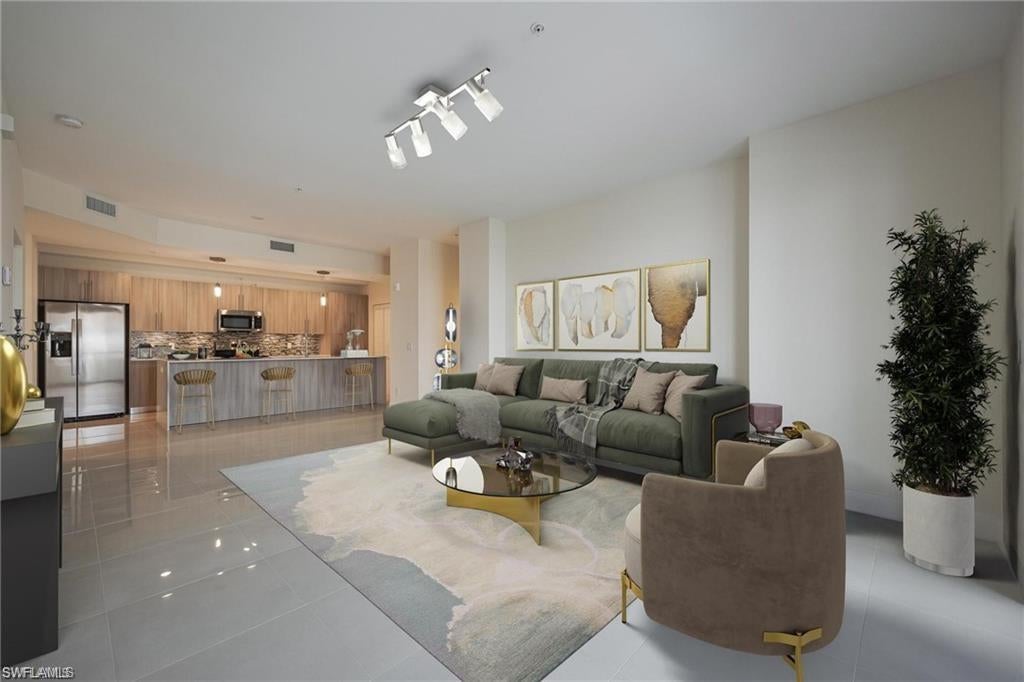 15901 Royal Pointe Ln, Fort Myers, FL 33908