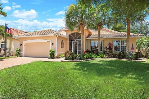 Single Family Residence in ESTERO FL 20552 Foxworth CIR.jpg