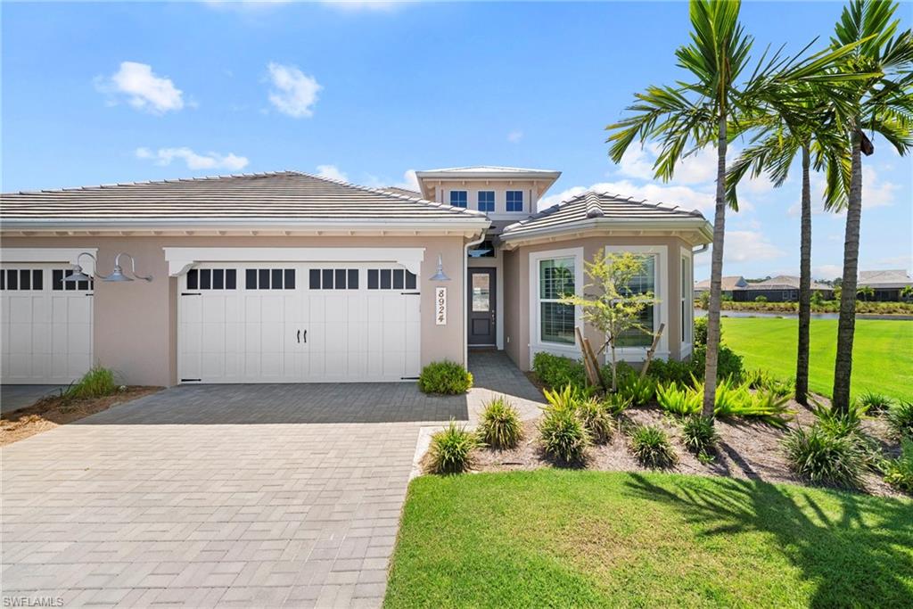 8924 Yucatan Ct, Naples, FL 34112 photo