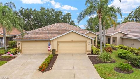 Townhouse in LEHIGH ACRES FL 2305 Carnaby CT.jpg