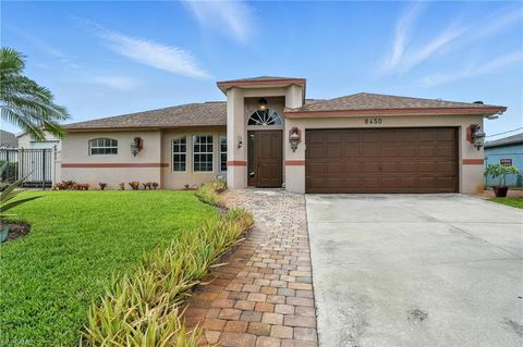 Single Family Residence in FORT MYERS FL 8450 Blackberry RD.jpg